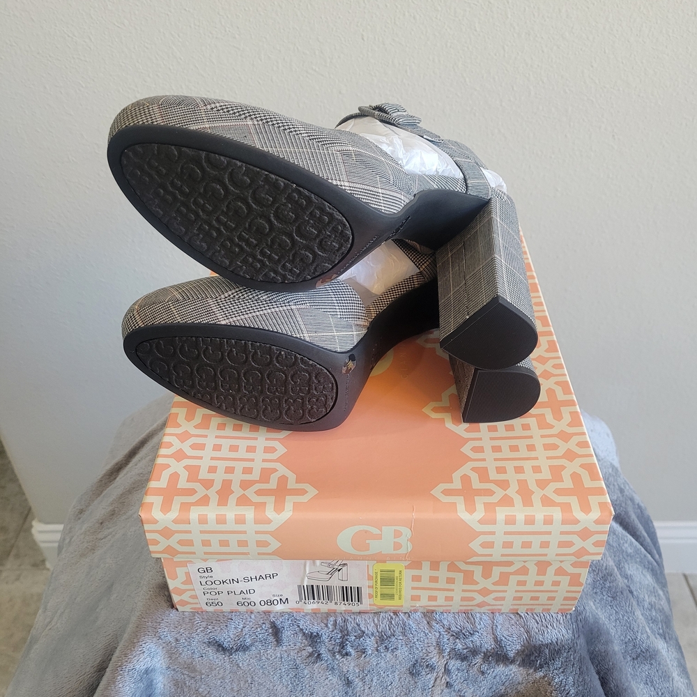 Gianni Bini Gray Plaid Heels - Picture 6 of 8